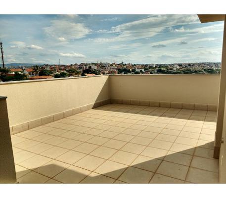 Cobertura, Santa Terezinha, 3 Quartos, 1 Vaga, 1 Suíte