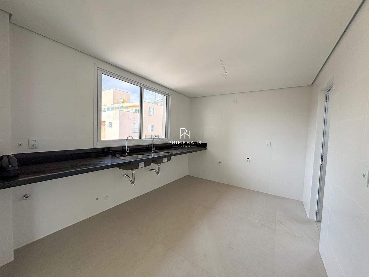 Apartamento, Castelo, 4 Quartos, 4 Vagas, 4 Suítes