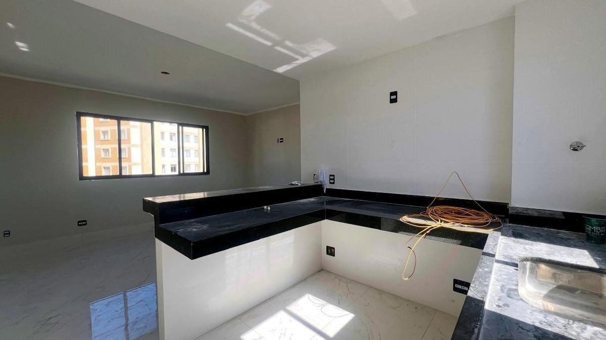 Apartamento, Santa Efigênia, 3 Quartos, 2 Vagas, 1 Suíte