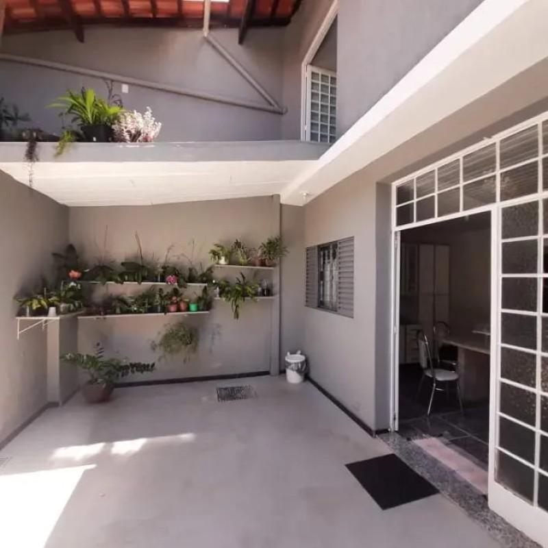 Casa, Teixeira Dias, 3 Quartos, 2 Vagas, 1 Suíte