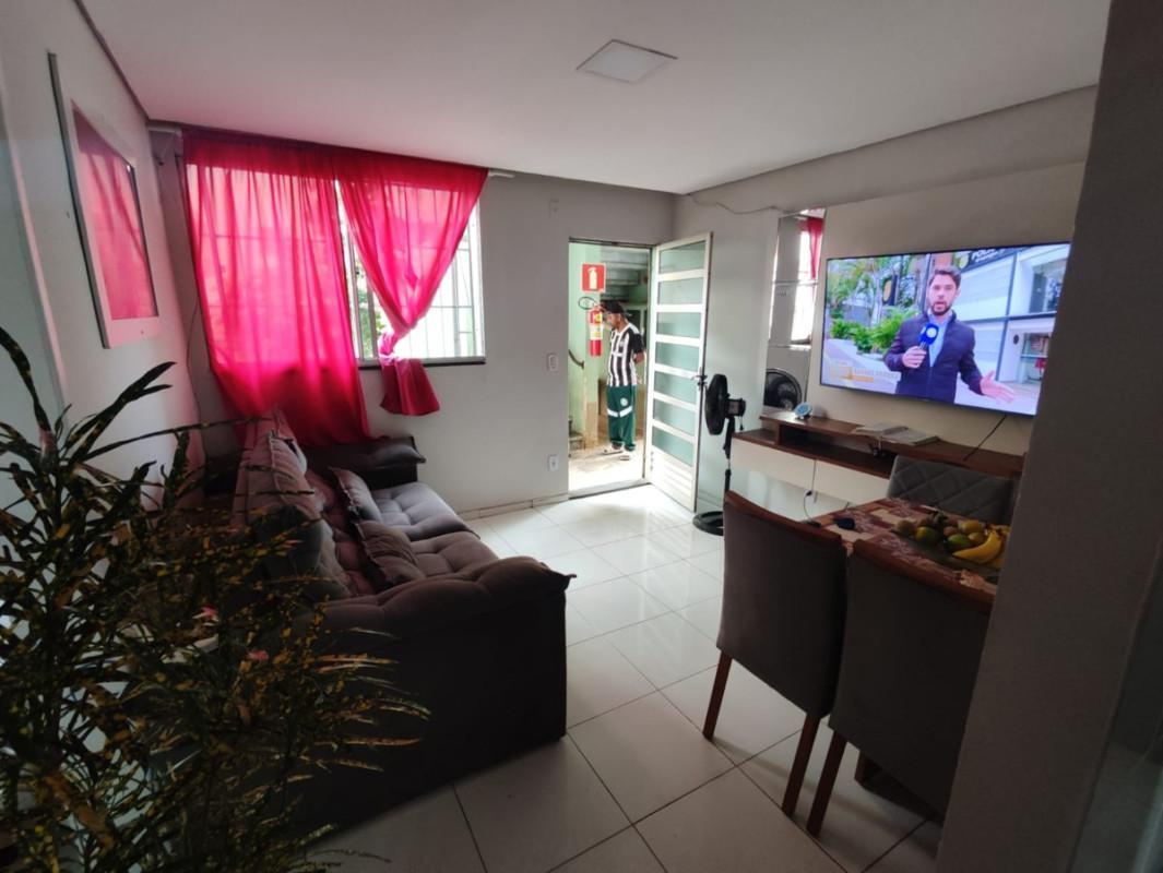 Apartamento, Jardim Vitória, 2 Quartos, 1 Vaga