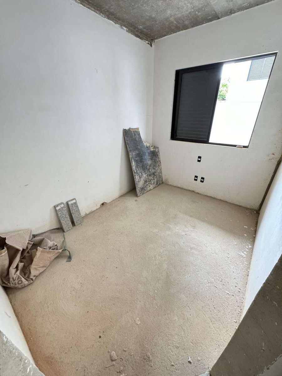 Apartamento, Itapoã, 3 Quartos, 2 Vagas, 1 Suíte