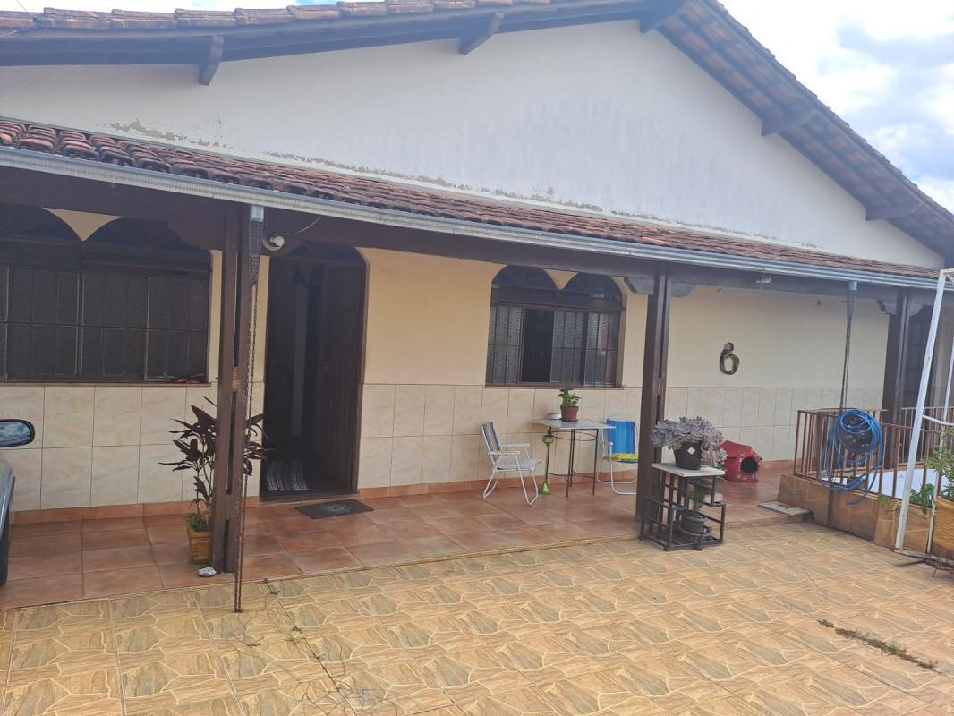 Casa, Havaí, 3 Quartos, 6 Vagas, 1 Suíte