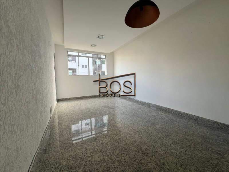 Apartamento, Sagrada Família, 3 Quartos, 2 Vagas, 1 Suíte