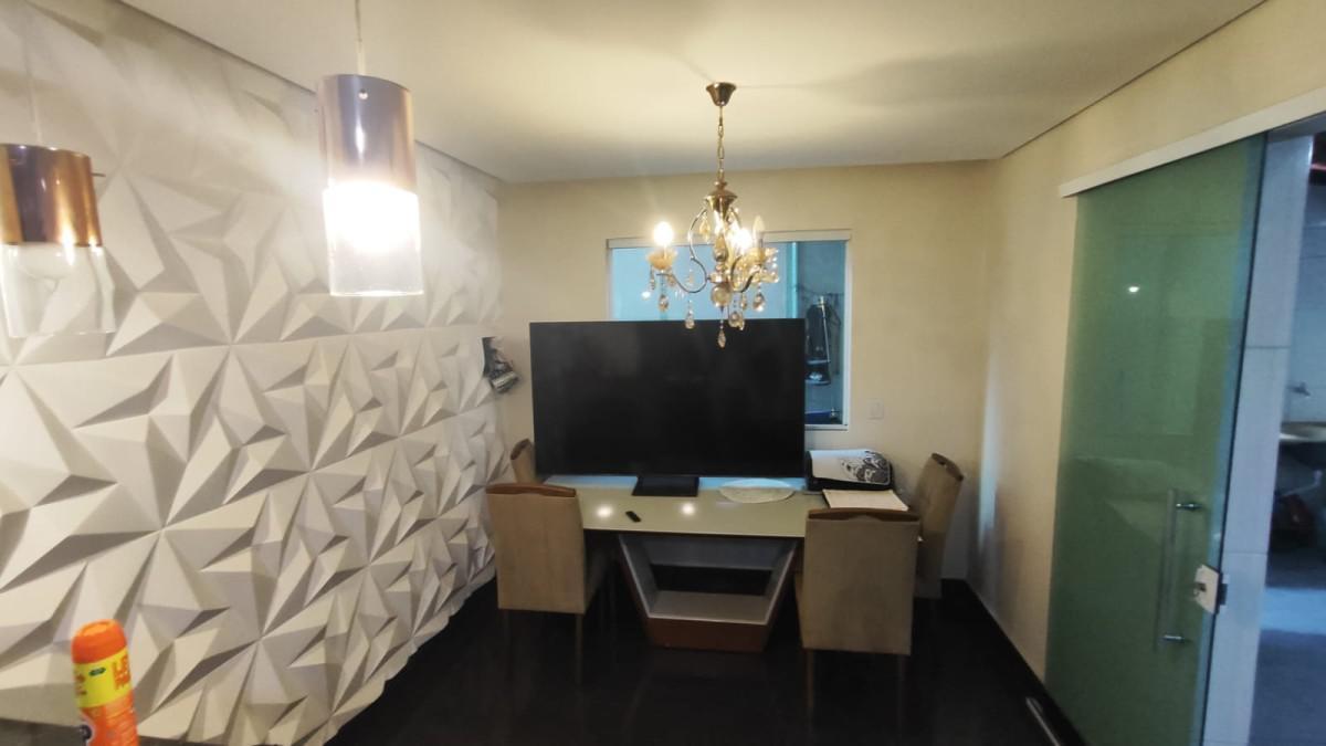 Casa, Oitis, 3 Quartos, 3 Vagas, 1 Suíte