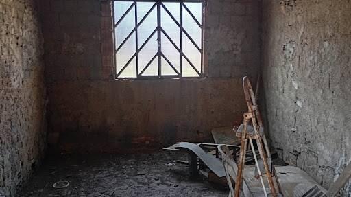 Casa, Quitandinha, 3 Quartos, 4 Vagas, 1 Suíte
