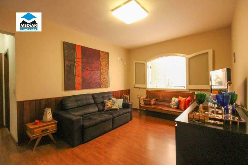 Casa, Buritis, 4 Quartos, 4 Vagas, 1 Suíte