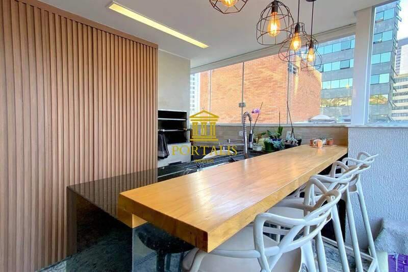 Cobertura, Serra, 3 Quartos, 2 Vagas, 1 Suíte