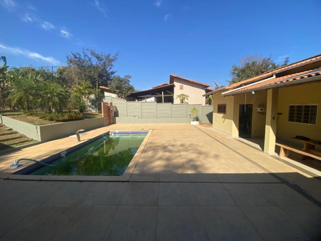 Fazenda, Centro, 3 Quartos, 2 Vagas, 1 Suíte