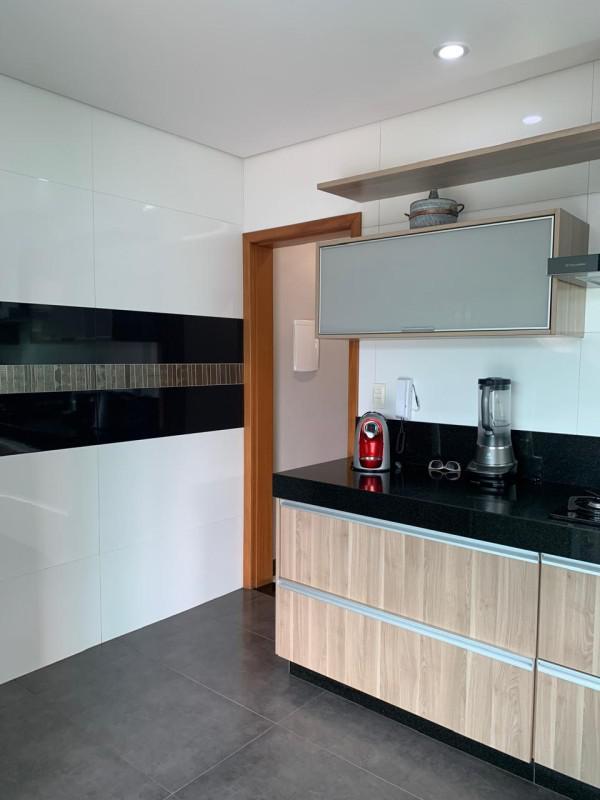 Casa, Cabral, 4 Quartos, 4 Vagas, 1 Suíte