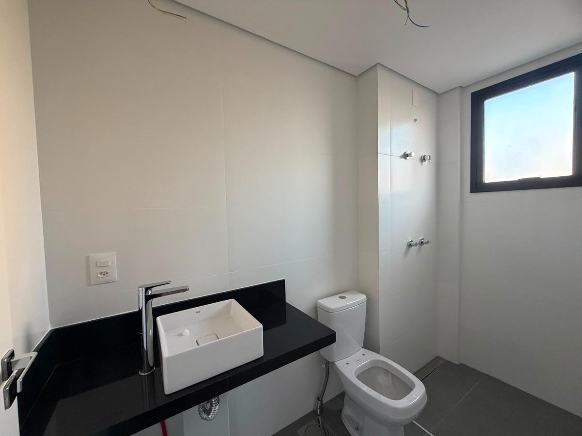 Cobertura, Cidade Nova, 4 Quartos, 3 Vagas, 2 Suítes