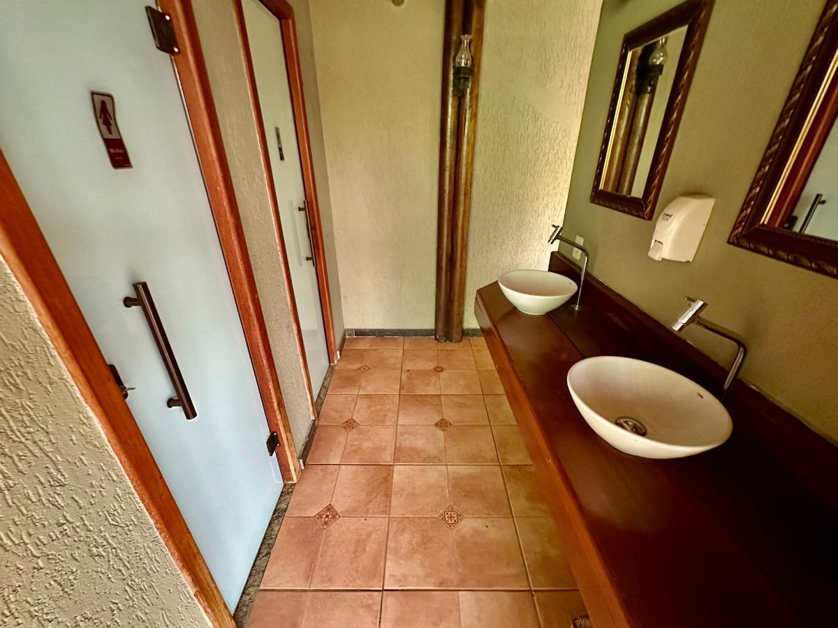 Casa, Bandeirantes (pampulha), 4 Quartos, 10 Vagas, 3 Suítes