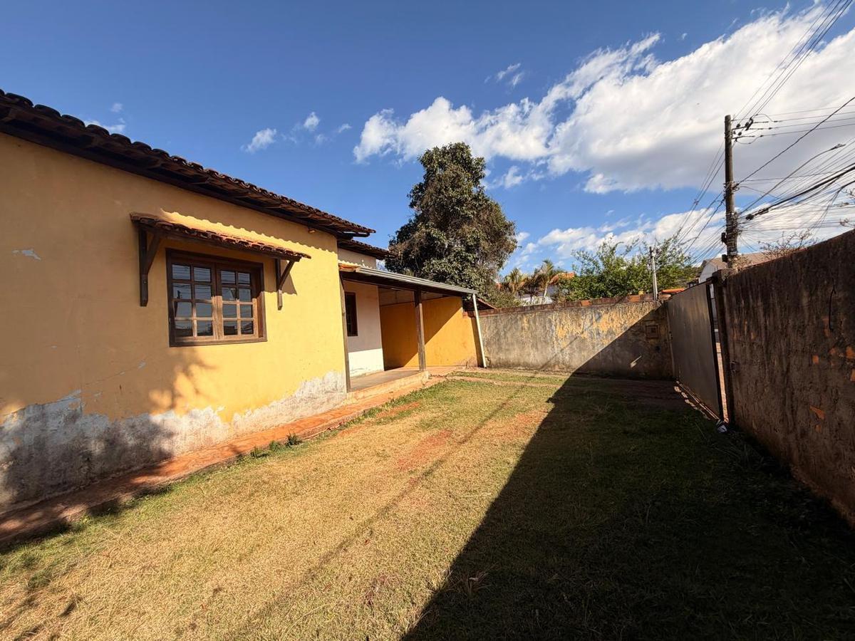 Casa, Jardim Canadá, 2 Quartos, 2 Vagas