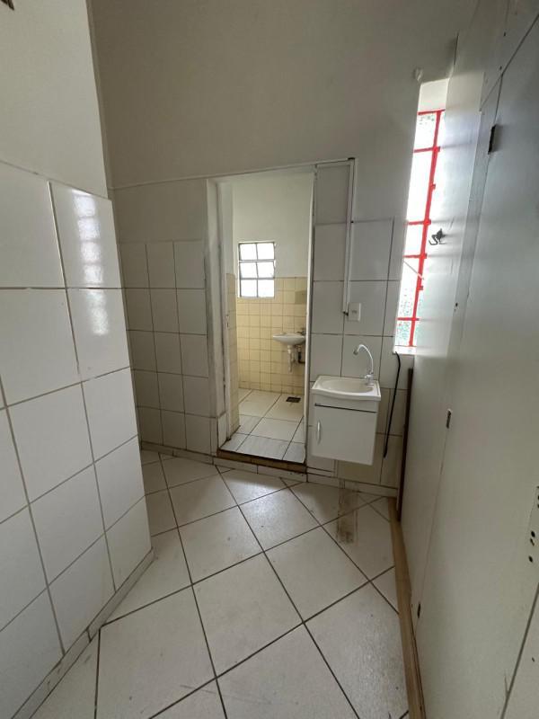 Andar, Centro, 0 Quarto, 0 Vaga