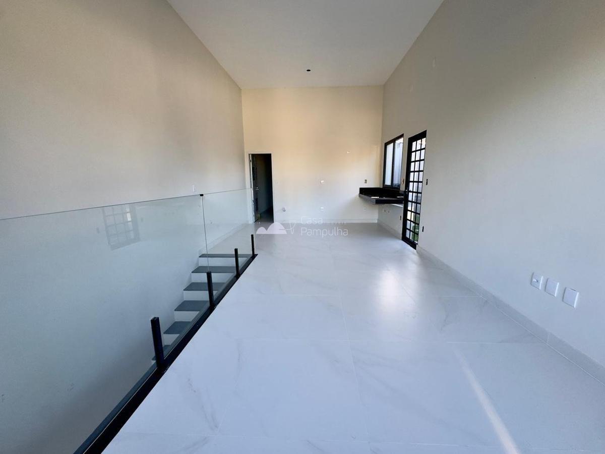 Casa, Trevo, 3 Quartos, 2 Vagas, 1 Suíte