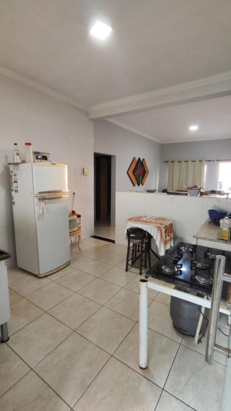 Casa, Fernão Dias, 3 Quartos, 5 Vagas, 1 Suíte