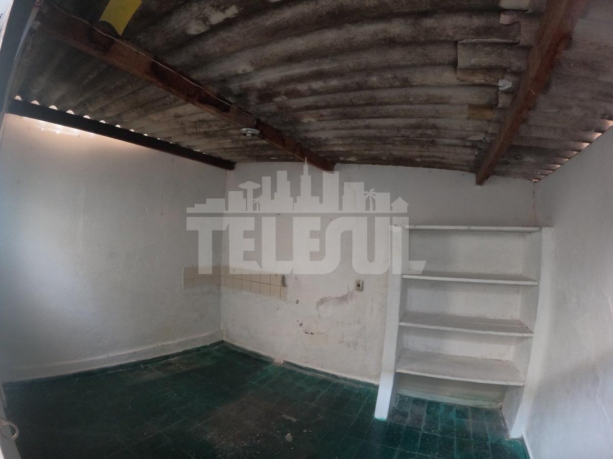 Casa, Centro, 2 Quartos, 1 Vaga