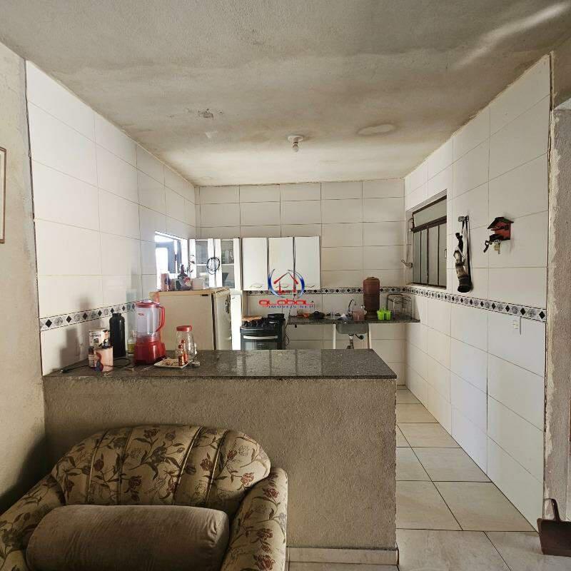 Casa, Céu Azul, 3 Quartos, 6 Vagas, 2 Suítes