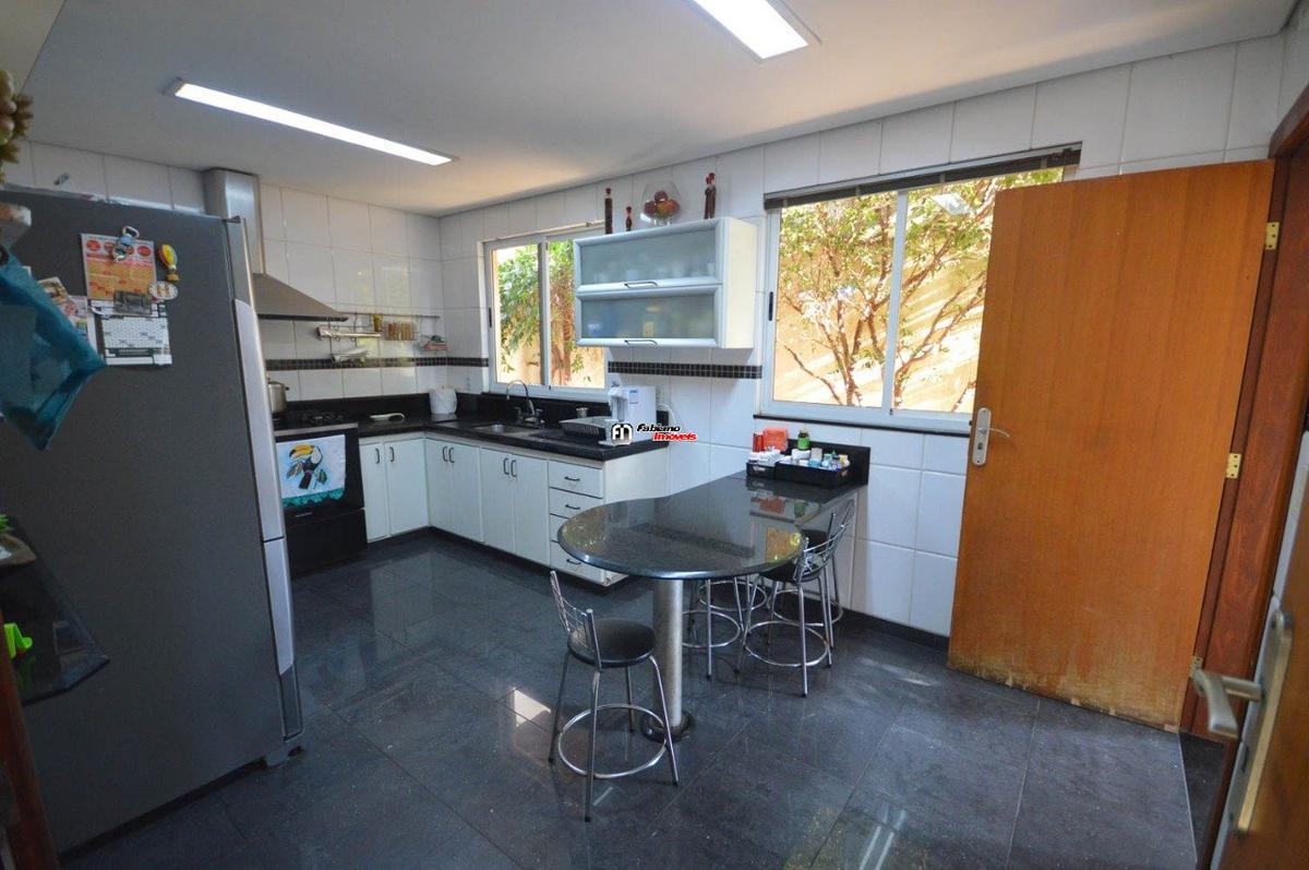 Casa, Paquetá, 5 Quartos, 4 Vagas, 3 Suítes
