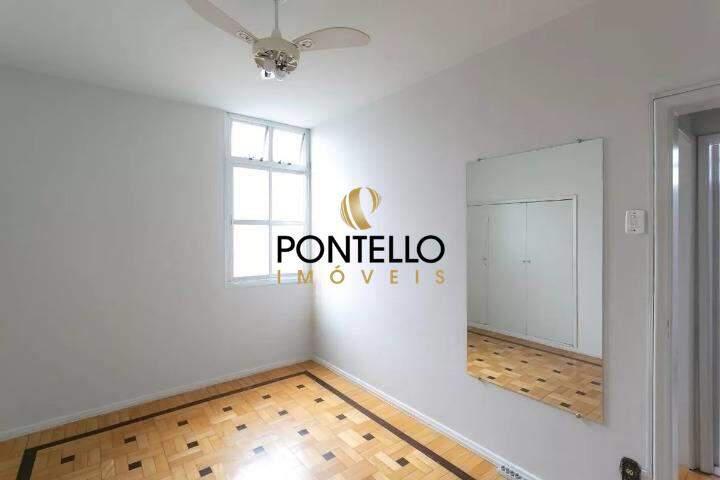 Apartamento, Floresta, 2 Quartos, 0 Vaga