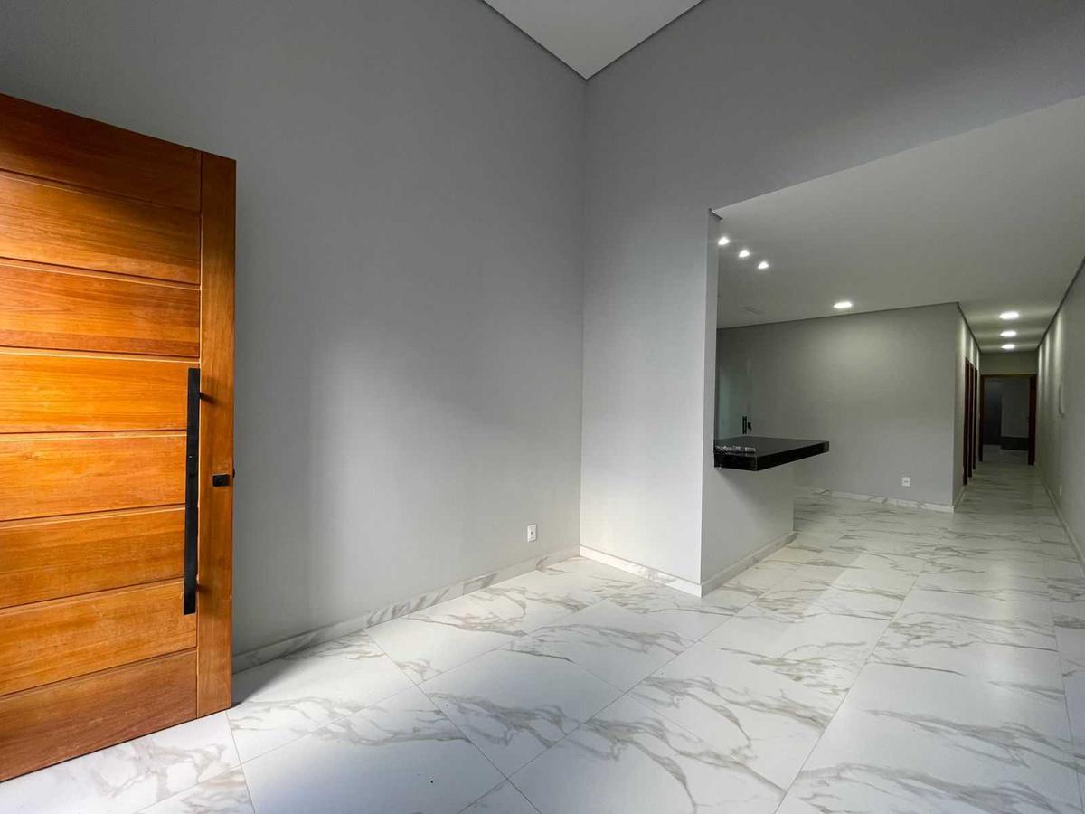 Casa, Santa Efigênia, 3 Quartos, 2 Vagas, 1 Suíte