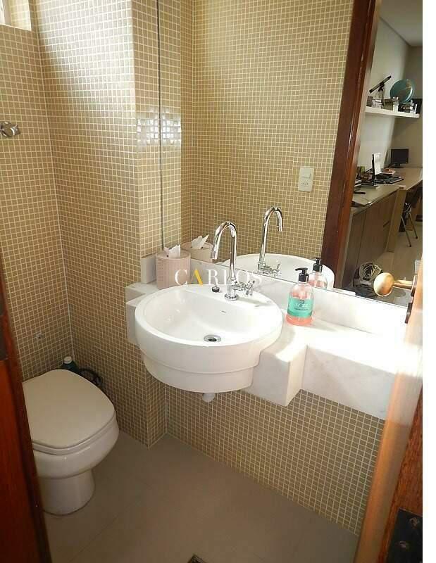 Sala, Santa Efigênia