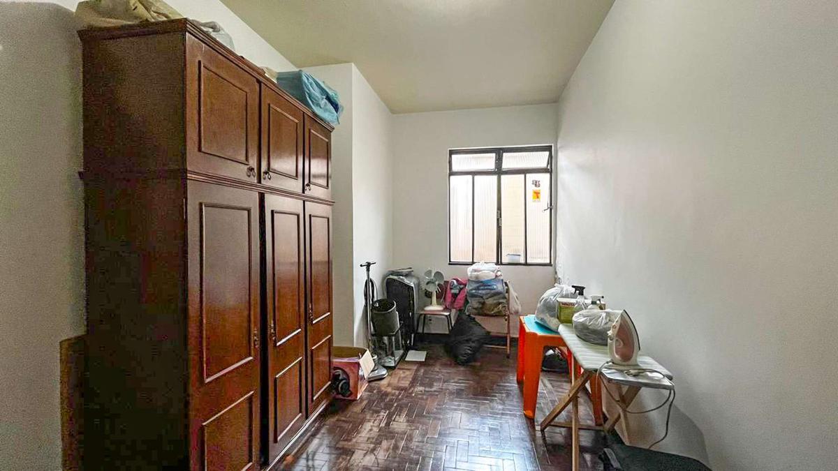 Casa, Santa Terezinha, 4 Quartos, 5 Vagas, 1 Suíte