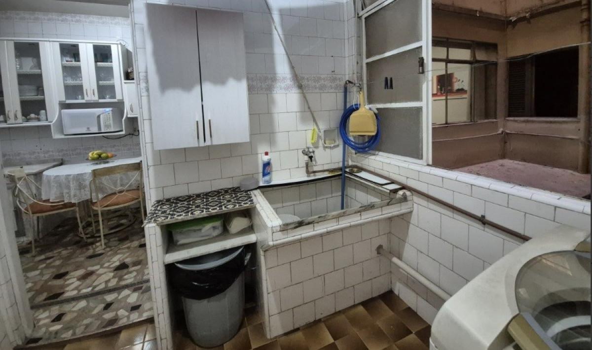 Apartamento, Centro, 4 Quartos, 0 Vaga, 1 Suíte