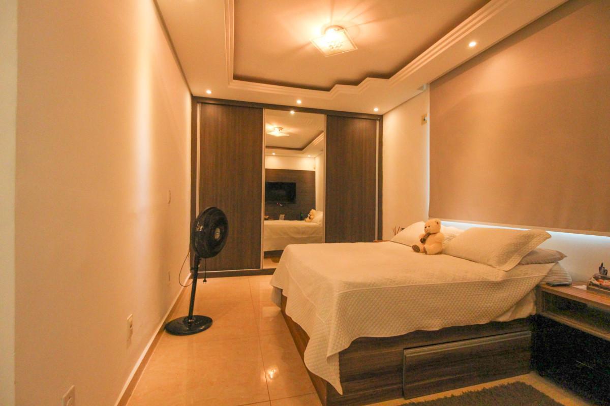 Casa, Novo Eldorado, 4 Quartos, 4 Vagas, 1 Suíte