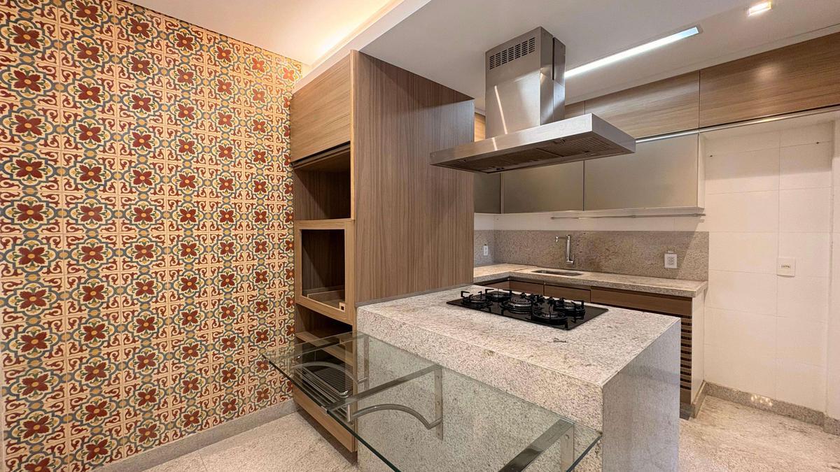 Apartamento, Sion, 4 Quartos, 2 Vagas, 1 Suíte
