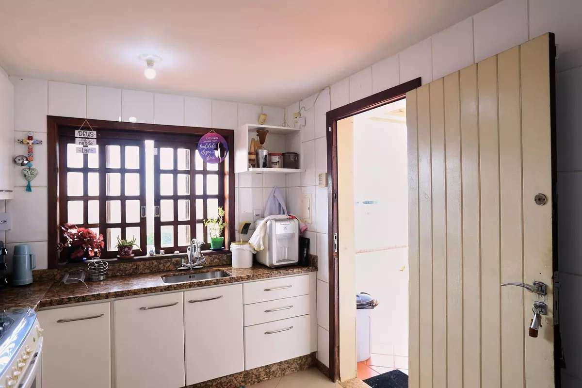 Casa, Mangabeiras, 4 Quartos, 4 Vagas, 1 Suíte