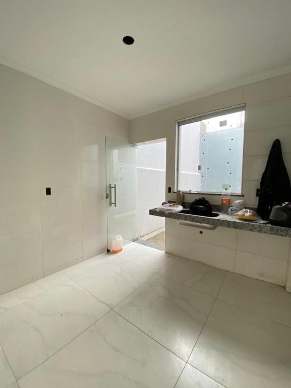 Casa, Jardim das Flores, 2 Quartos, 1 Vaga