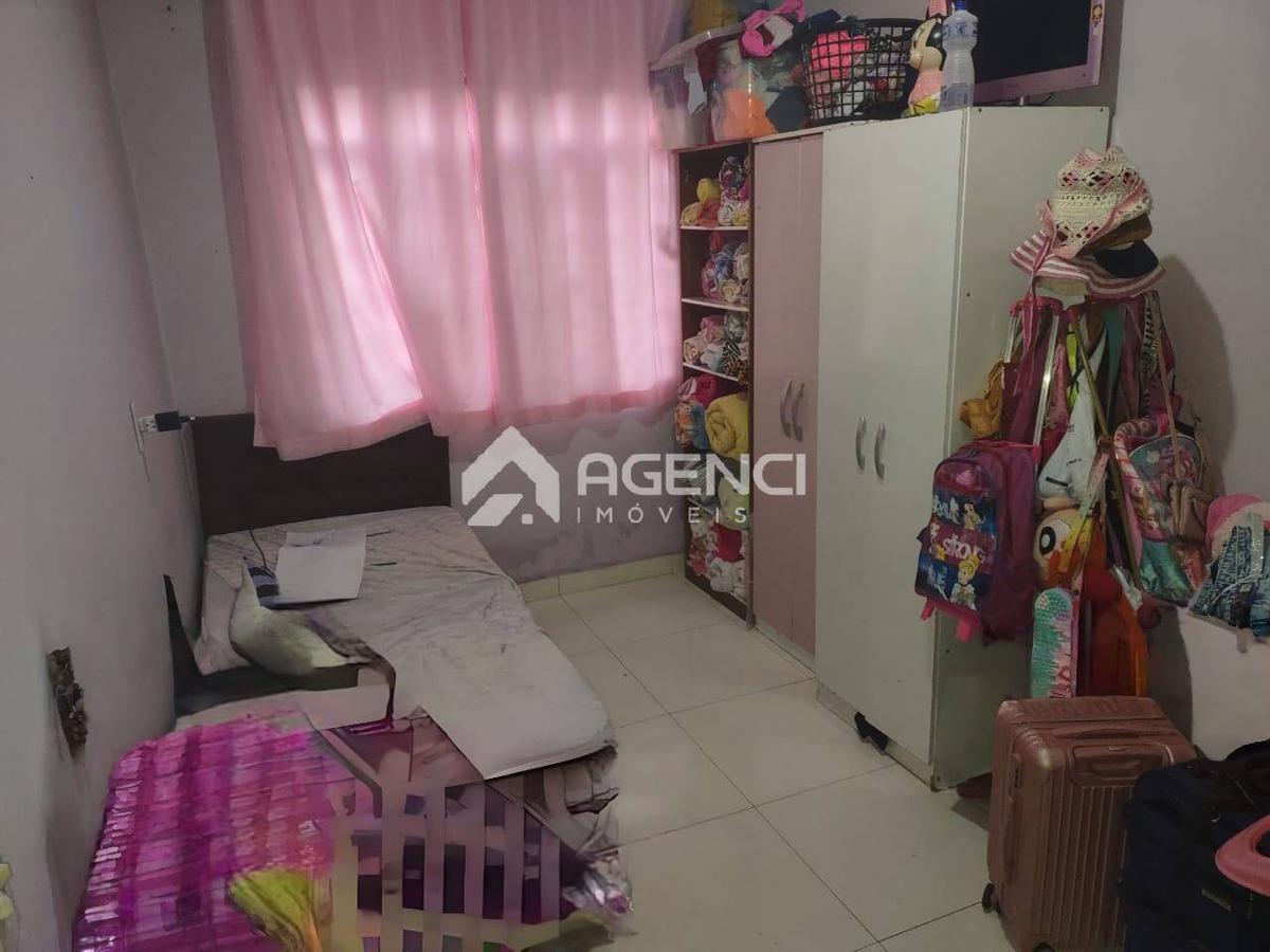 Casa, Industrial Itaú, 2 Quartos, 0 Vaga, 0 Suíte