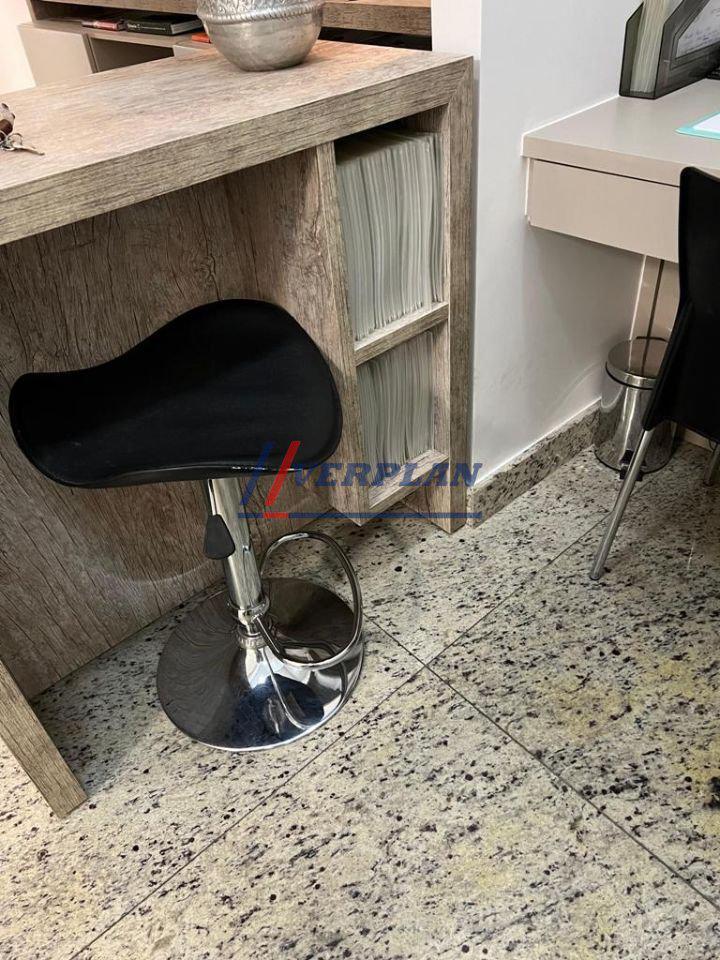 Sala, Barro Preto, 3 Vagas