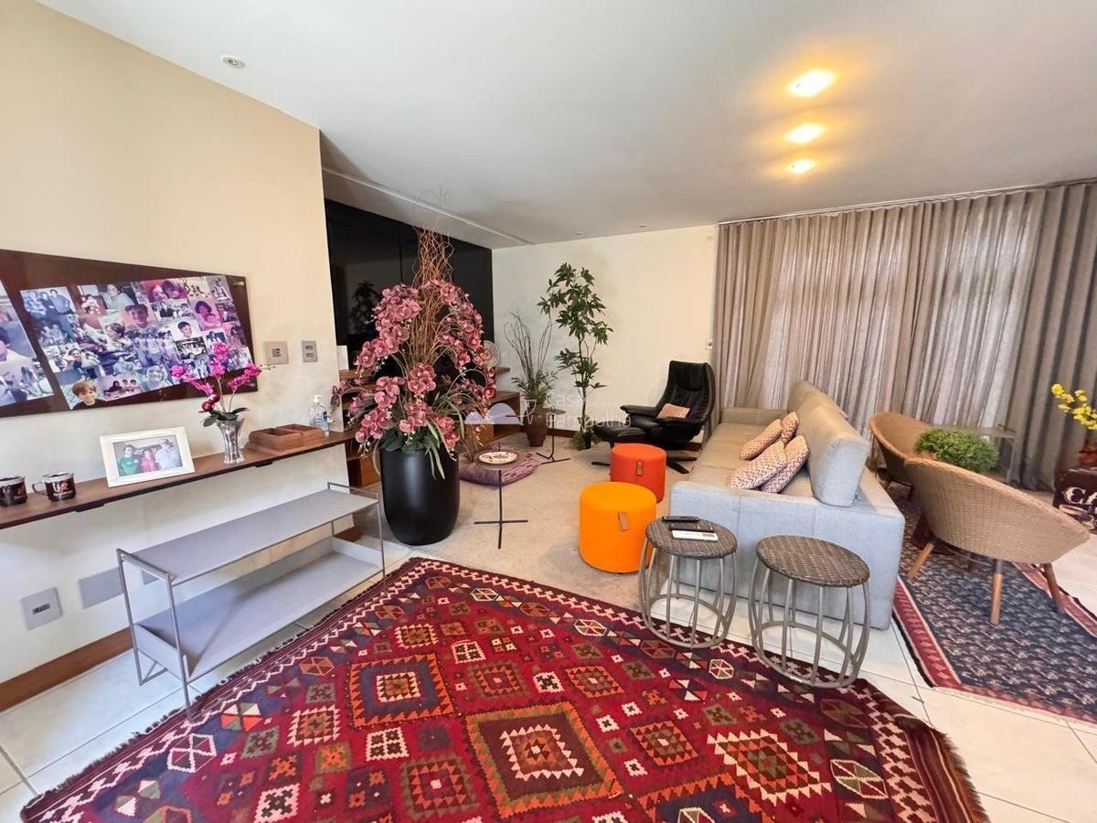 Casa, Ouro Preto, 6 Quartos, 3 Vagas, 2 Suítes