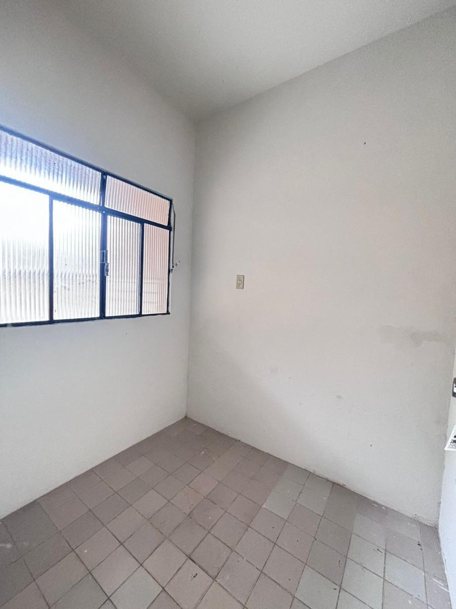 Apartamento, Centro, 2 Quartos, 0 Vaga