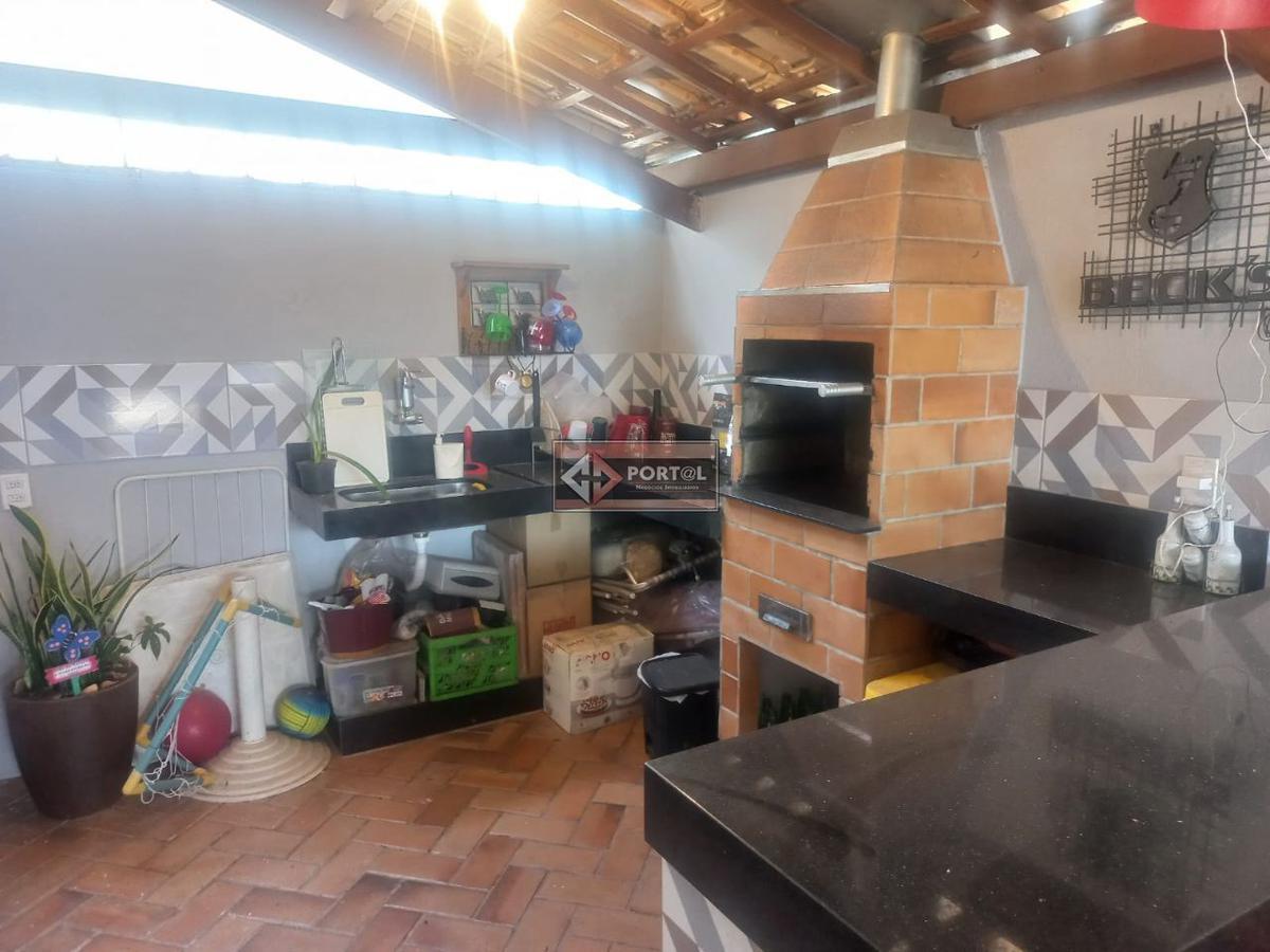 Casa, Itapoã, 3 Quartos, 2 Vagas, 1 Suíte