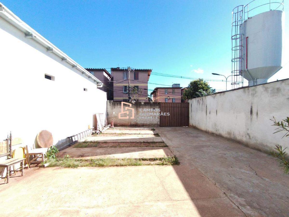 Casa, Milionários, 3 Quartos, 1 Vaga