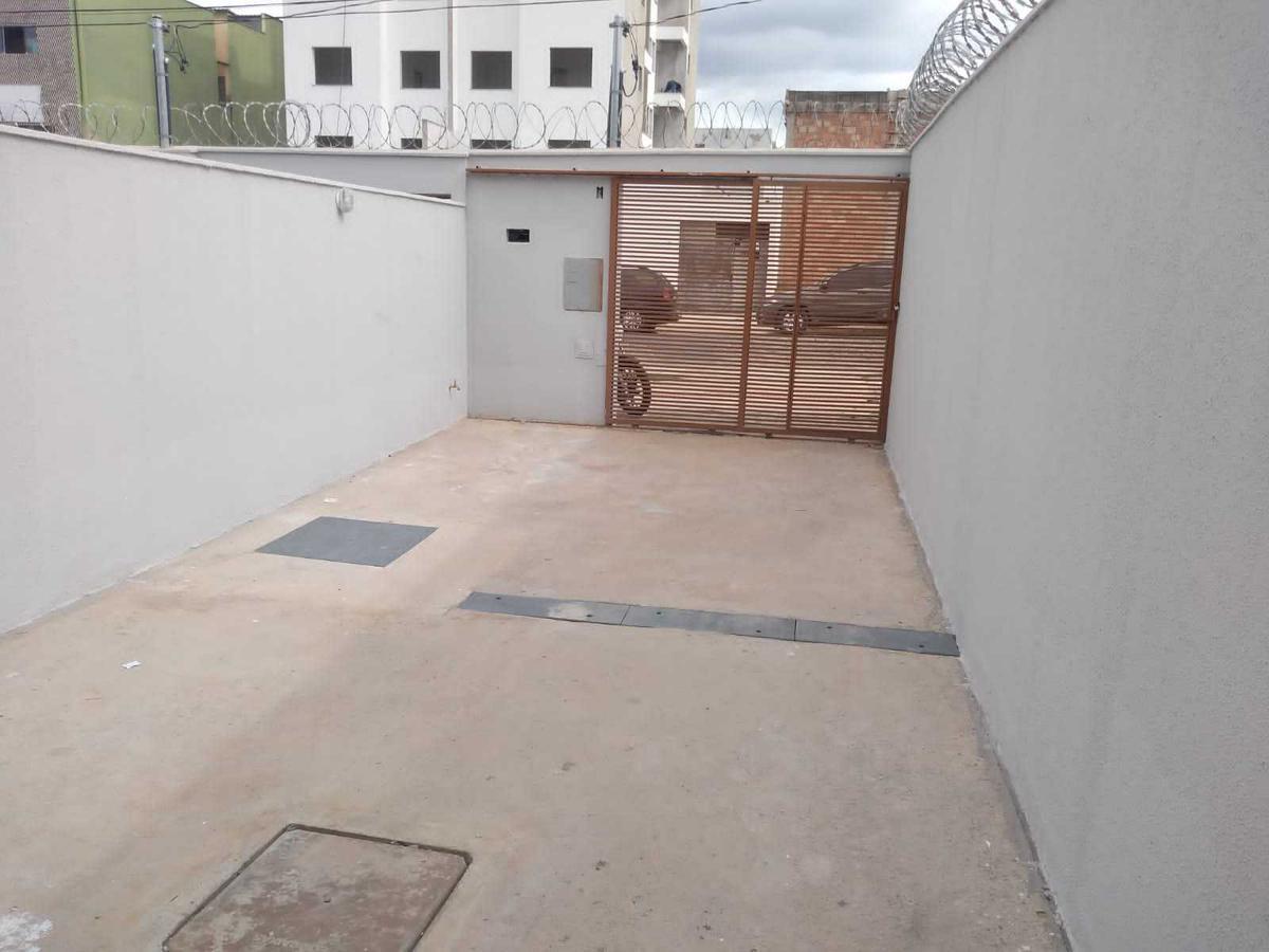 Casa, Parque Xangri-lá, 3 Quartos, 2 Vagas, 1 Suíte