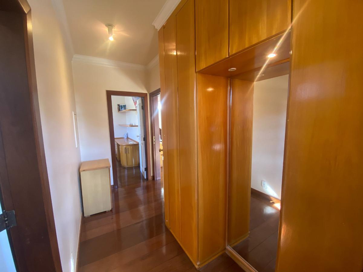 Casa, São Luiz (pampulha), 4 Quartos, 8 Vagas, 4 Suítes