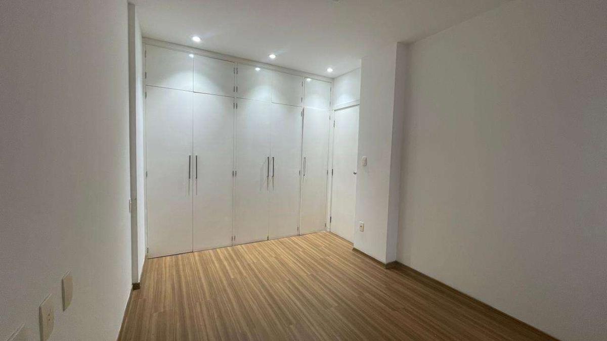 Cobertura, Funcionários, 3 Quartos, 2 Vagas, 1 Suíte