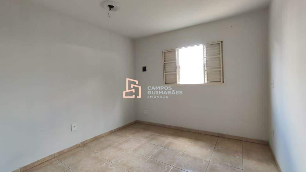 Casa, Oitis, 3 Quartos, 1 Vaga, 1 Suíte