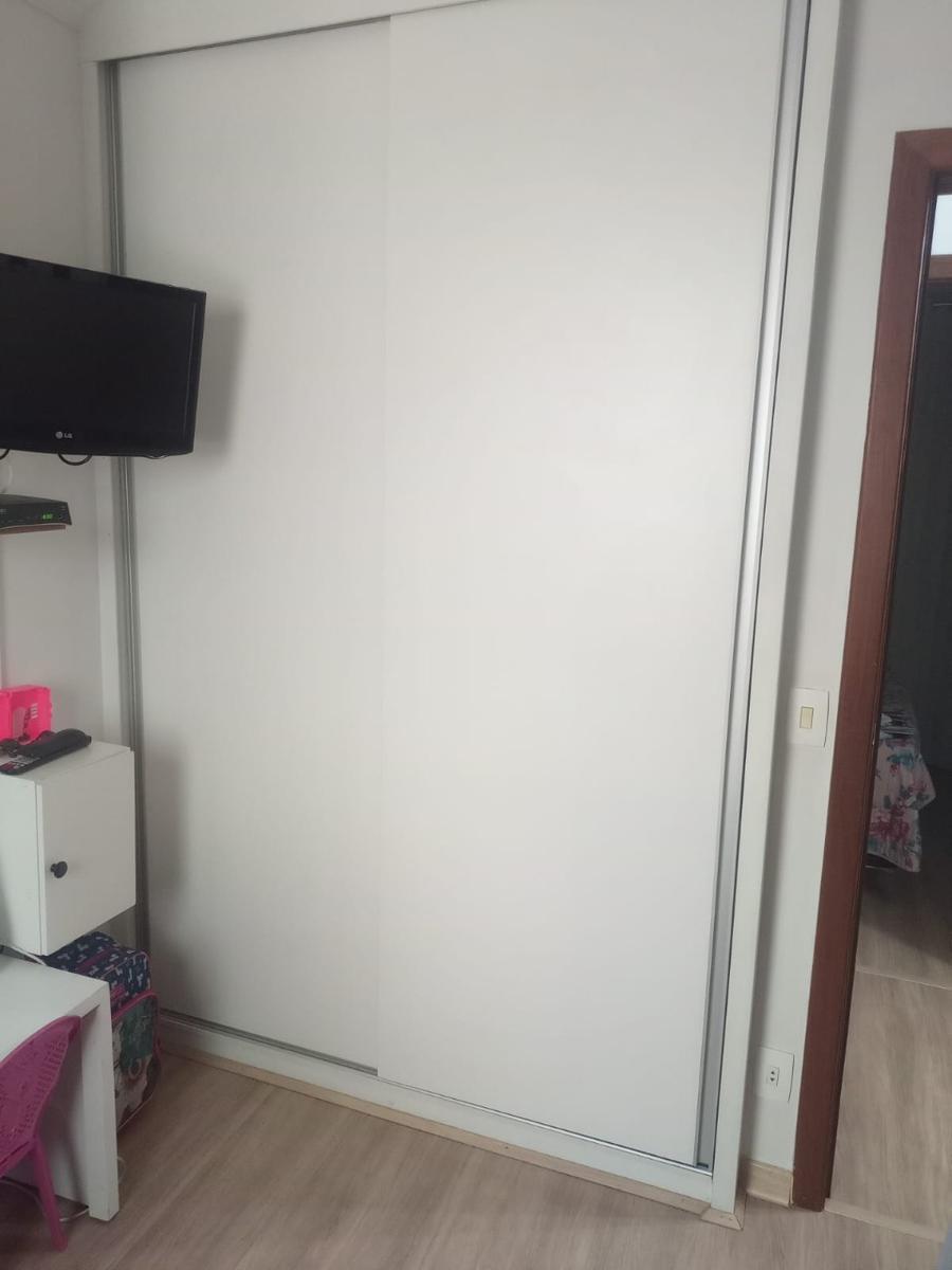 Casa, Fernão Dias, 2 Quartos, 1 Vaga