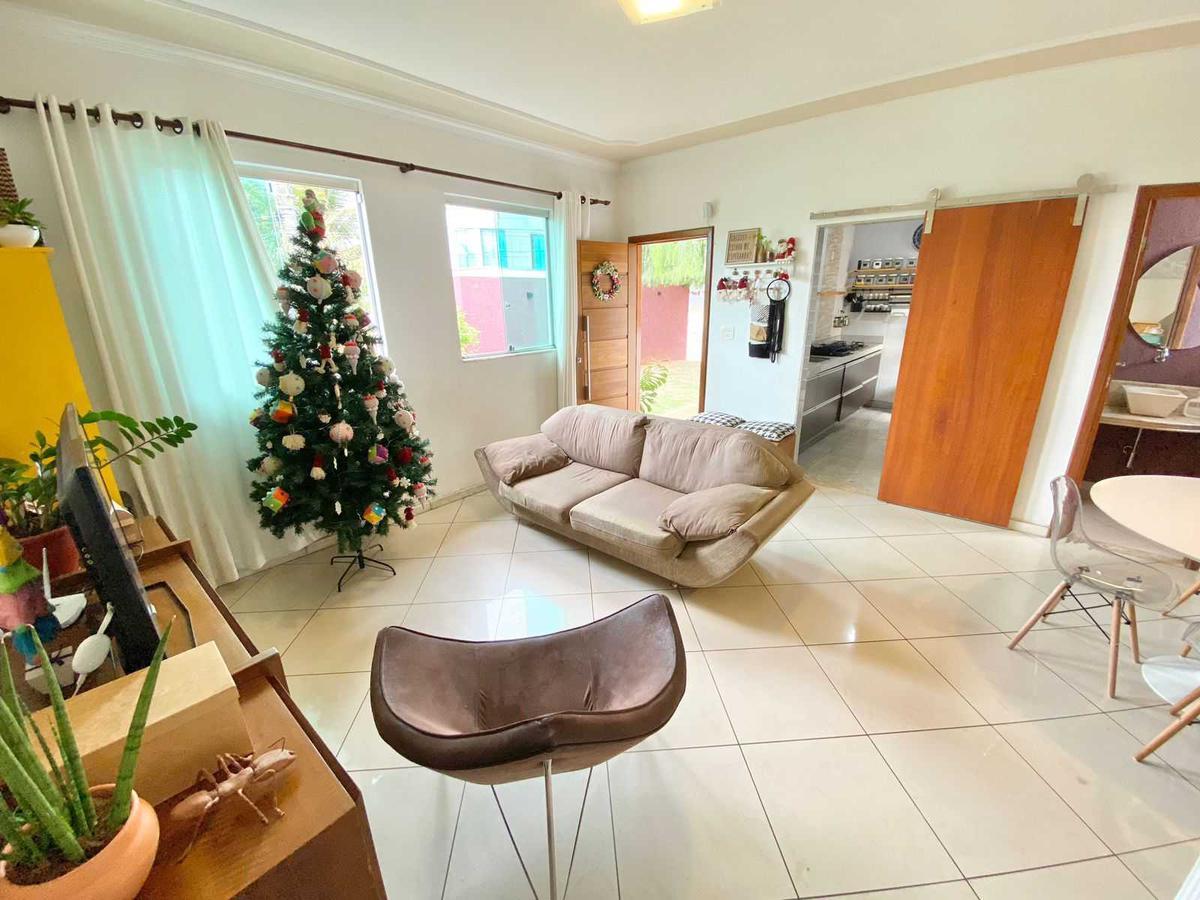 Casa, Trevo, 3 Quartos, 4 Vagas, 1 Suíte