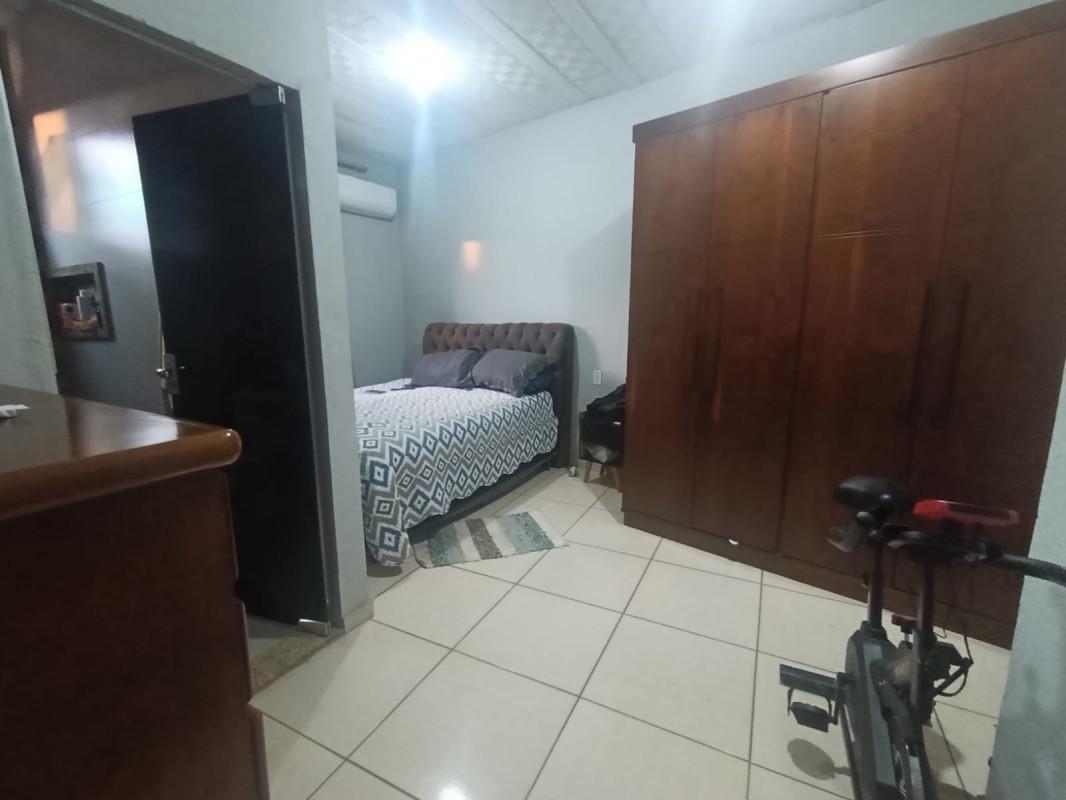Casa, Solar do Barreiro, 5 Quartos, 2 Vagas, 1 Suíte