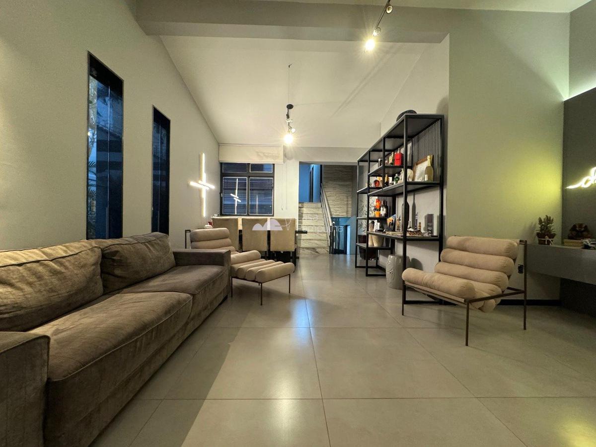 Casa, Itapoã, 4 Quartos, 6 Vagas, 1 Suíte