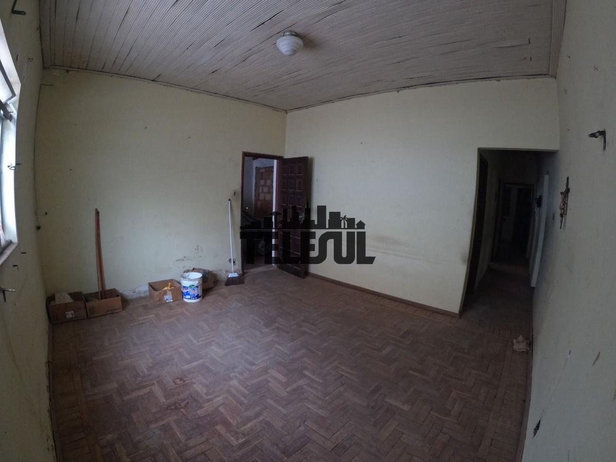 Casa, Centro, 3 Quartos, 0 Vaga