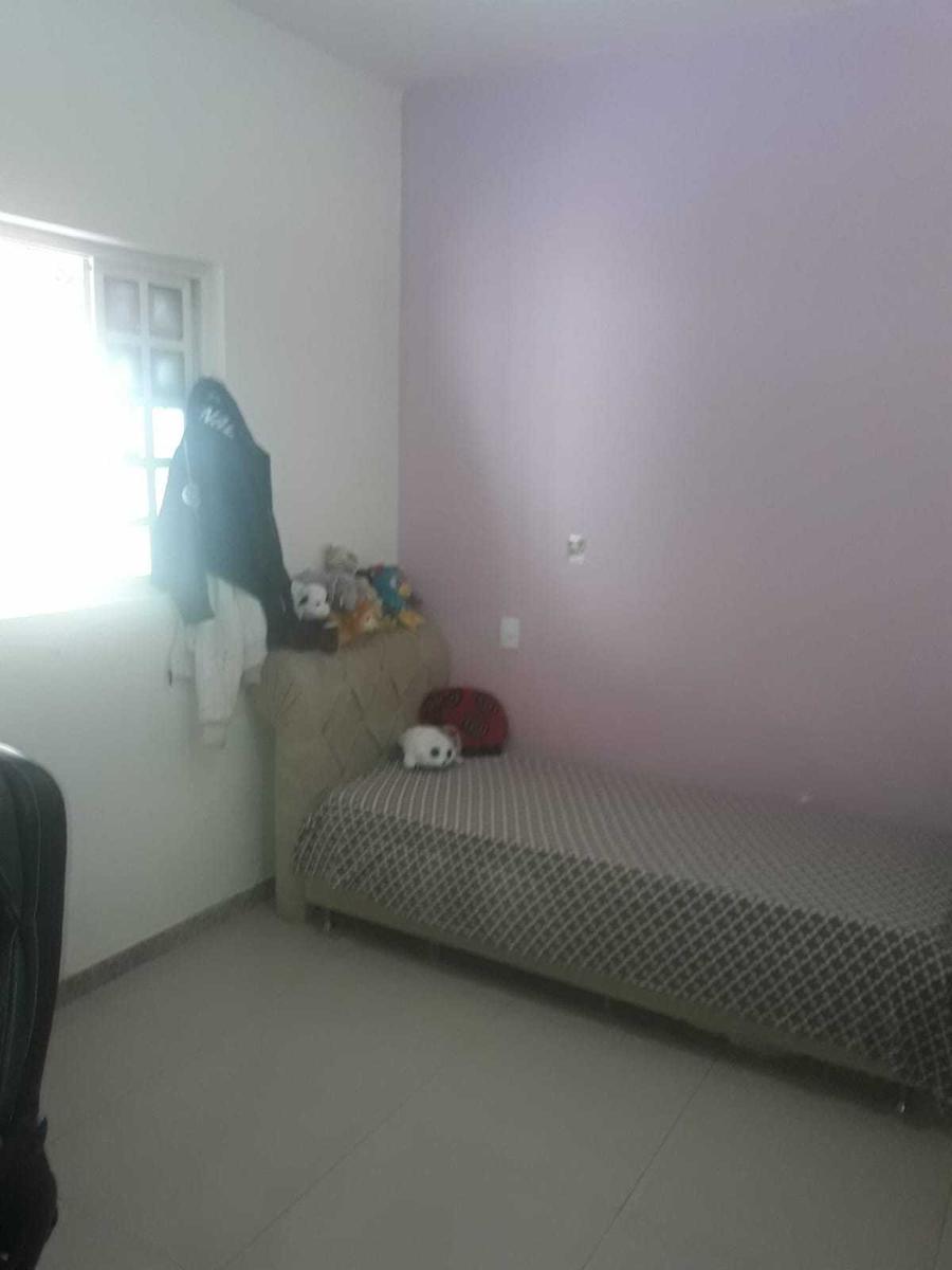 Casa, Europa, 3 Quartos, 0 Vaga, 1 Suíte