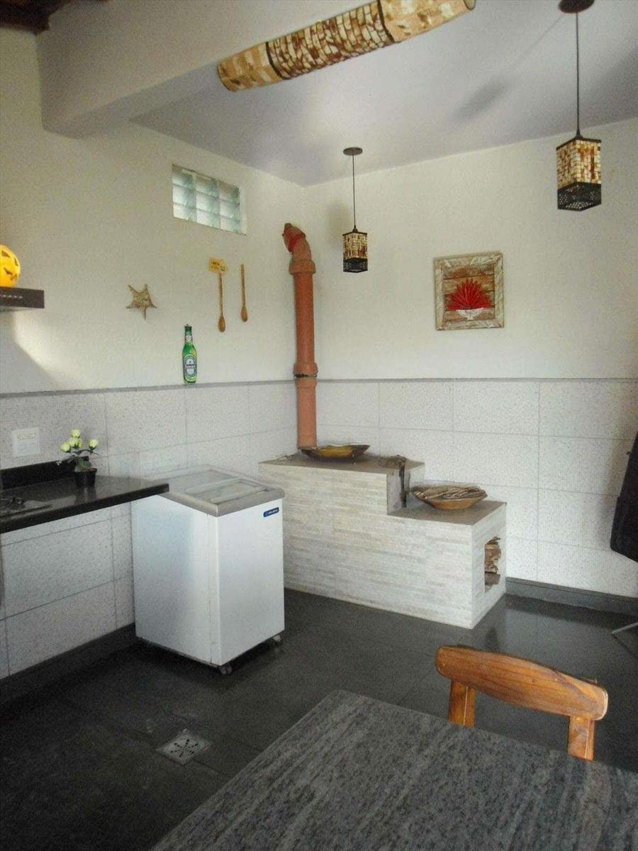 Casa, Nova Suíssa, 4 Quartos, 3 Vagas, 1 Suíte