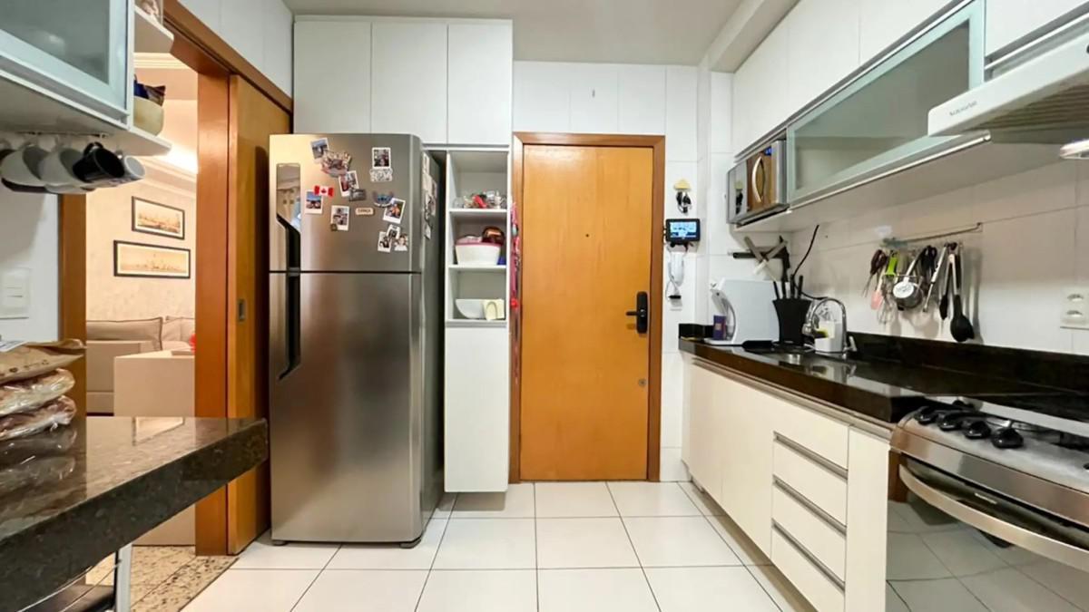 Apartamento, Castelo, 3 Quartos, 2 Vagas, 1 Suíte
